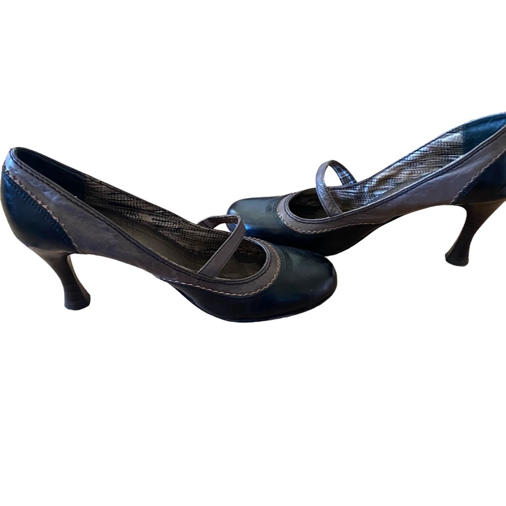 Bobbi Blu Donna Mary Jane Black & Pewter Leather Size 10 EUC - Picture 7 of 9